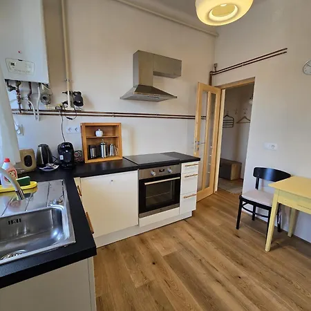 Gutin Cozynest Apartment *