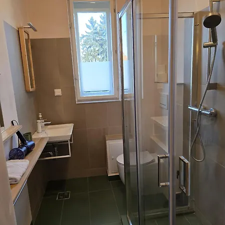 Gutin Cozynest Apartment